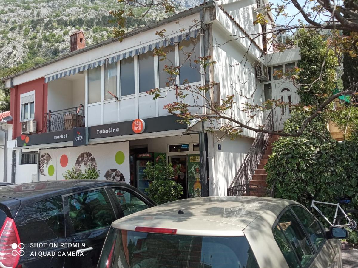 Kotorhostelito エクステリア 写真